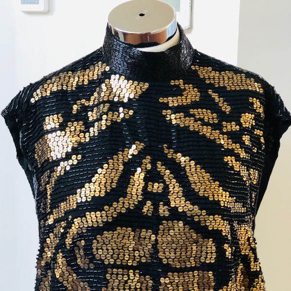 H&M Dresses & Skirts - HEAVILY BEADED SEQUIN EMBELLISHED OPEN BACK KEYHOLE/OPEN UNDERARM BOXY DRESS